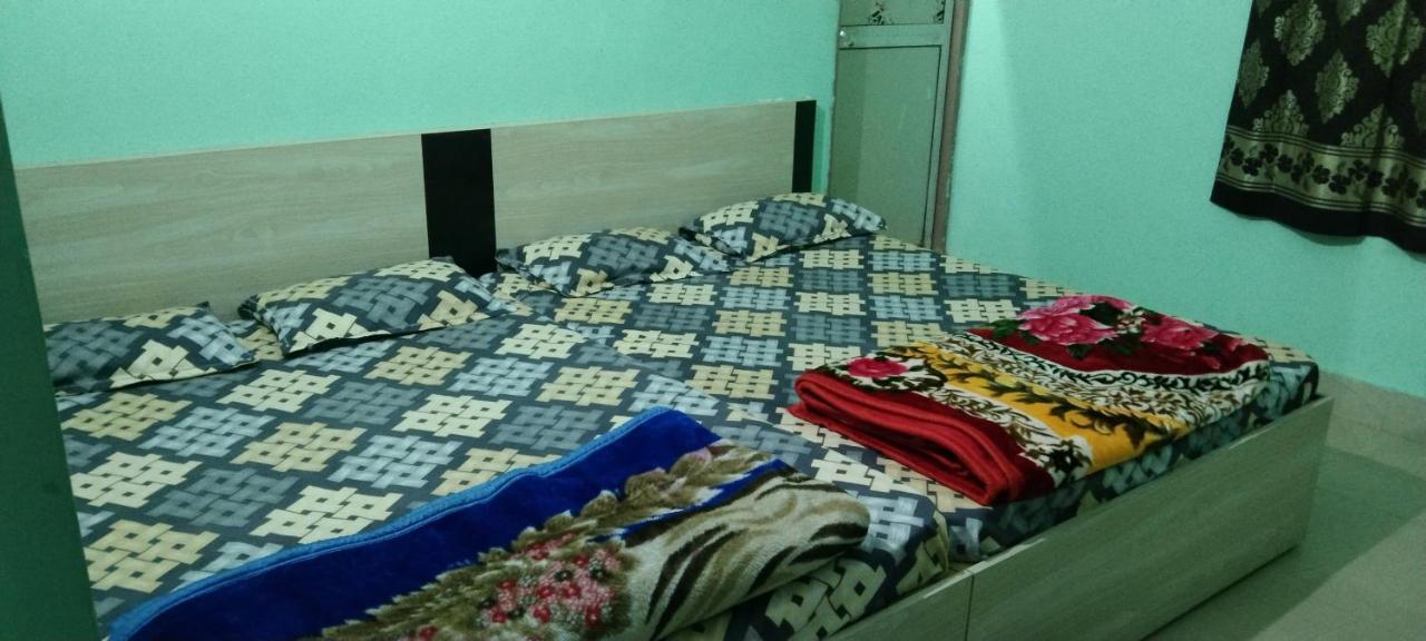 New Milan Palace, Deoghar Quarto foto